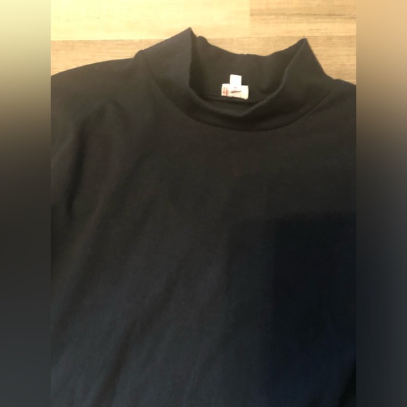 Ladies XL Levi’s long sleeve cropped top - Picture 3 of 6